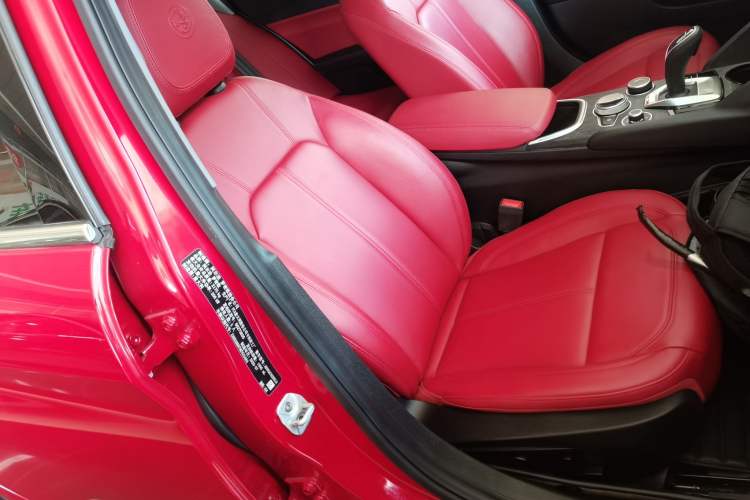 Used Alfa Romeo Giulia 2020 2.0T 280HP Luxury Edition