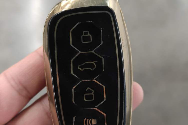 Used Haval XY 2022 1.5T ZhiZun Edition Vehicle Key