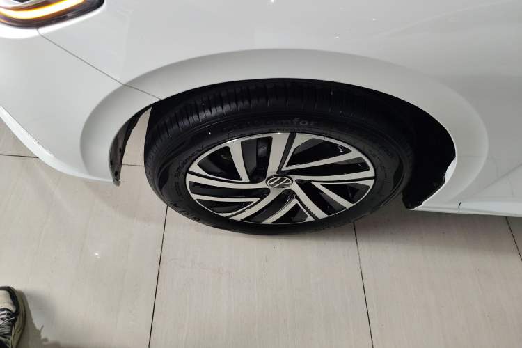 Used Volkswagen Lavida 2023 1.5L Automatic 5 Million Edition Exterior 4