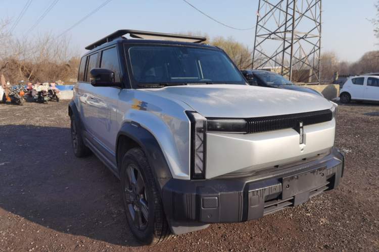 Used iCAR 03 2024 401km Two-Wheel Drive Standard Advanced Version Exterior 2