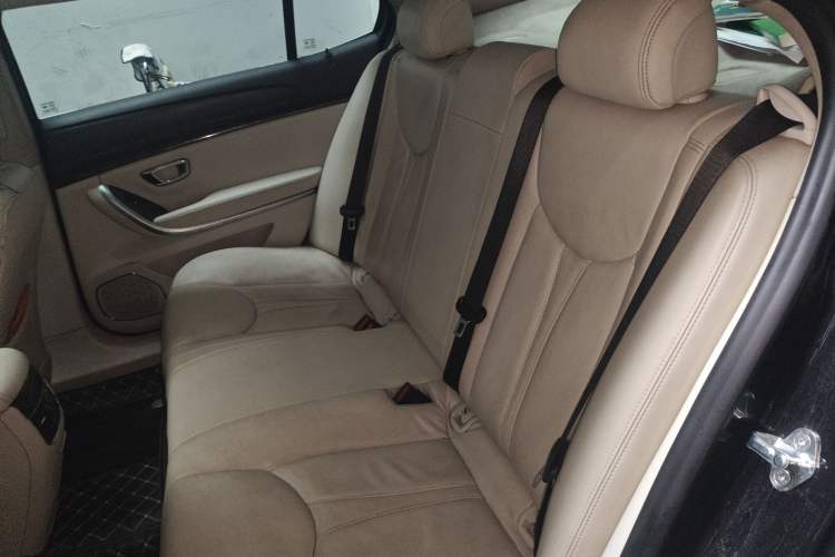 Used Roewe e950 2017 50T Hybrid Connected Executive Edition