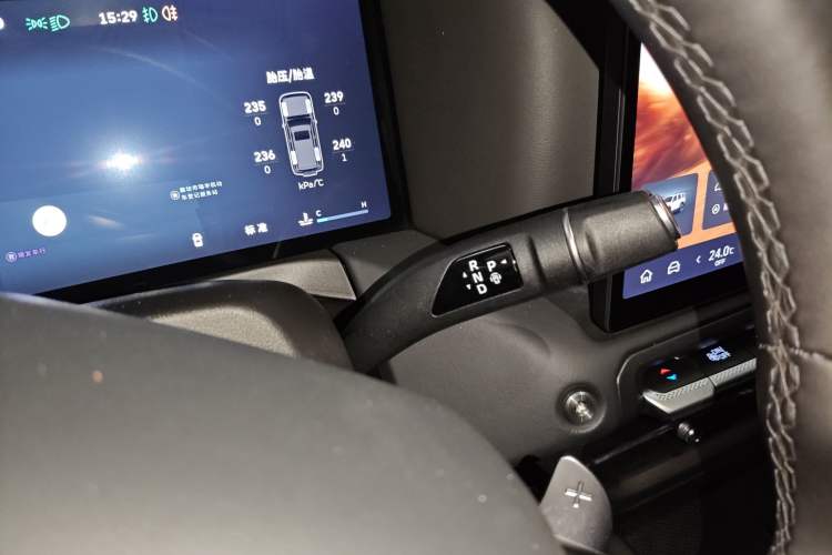 Used Tank 300 2025 2.0T Conqueror
