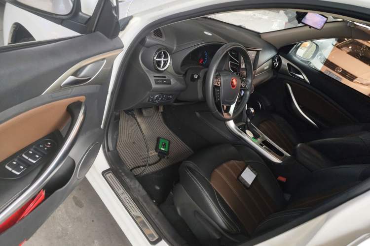 Used BYD Song 2017 Gaishe Upgrade Edition 1.5TID Automatic Elite Model