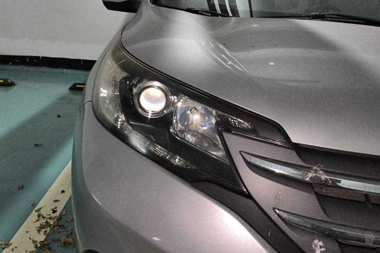 Used Honda CR-V 2012 2.0L two-wheel drive urban version