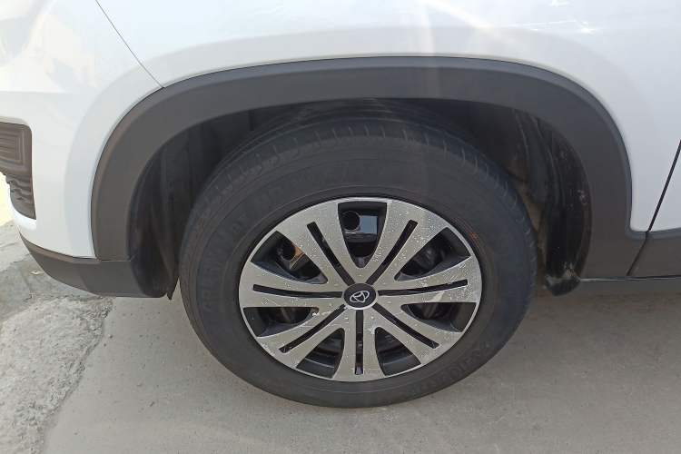 Used CHANGAN OSHAN X70A 2019 1.5L Manual Basic Version China VI Standard