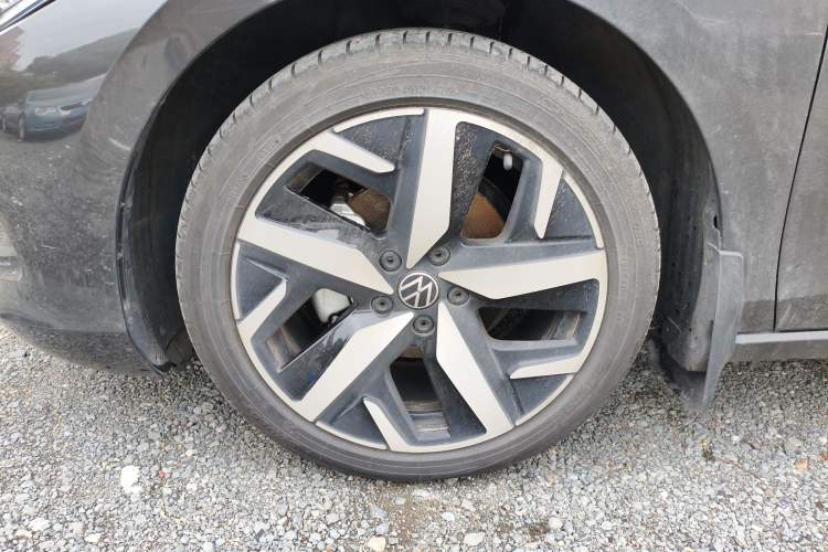 Used Volkswagen Lamando 2024 Lavida L 280TSI DSG Cool & Spicy Edition
