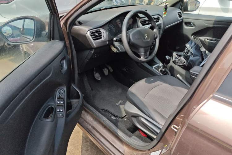 Used Peugeot 301 2016 1.6L Manual Comfort Edition Driver Seat