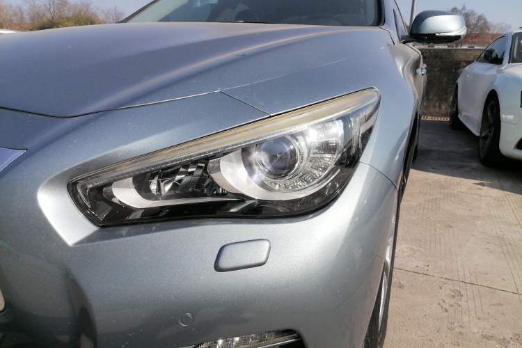 Used Infiniti Q50 2014 2.0T Luxury Edition