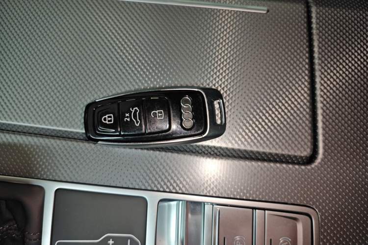 Used Audi A6L 2025 Revised 40 TFSI Luxury Dynamic Edition
