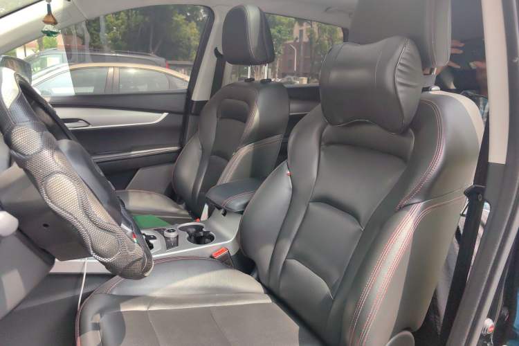 Used SWM G01 2021 2.0L Manual Knight Edition
