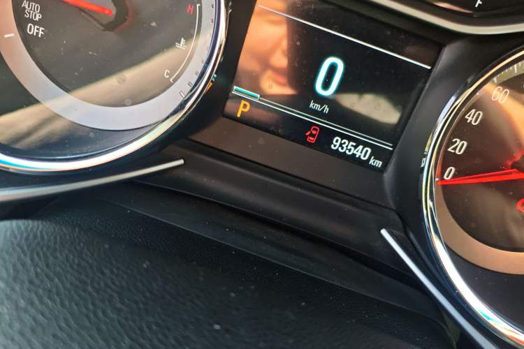 Used Chevrolet Orlando 2019 Redline 530T Automatic Enjoyment Version (5+2 Seating) China VI
