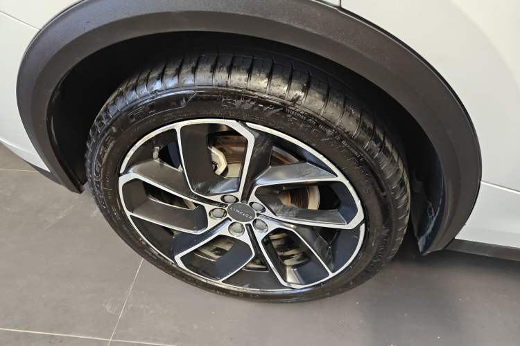 Used Lynk & Co 05 2020 2.0TD Two-Wheel Drive Shine Halo
