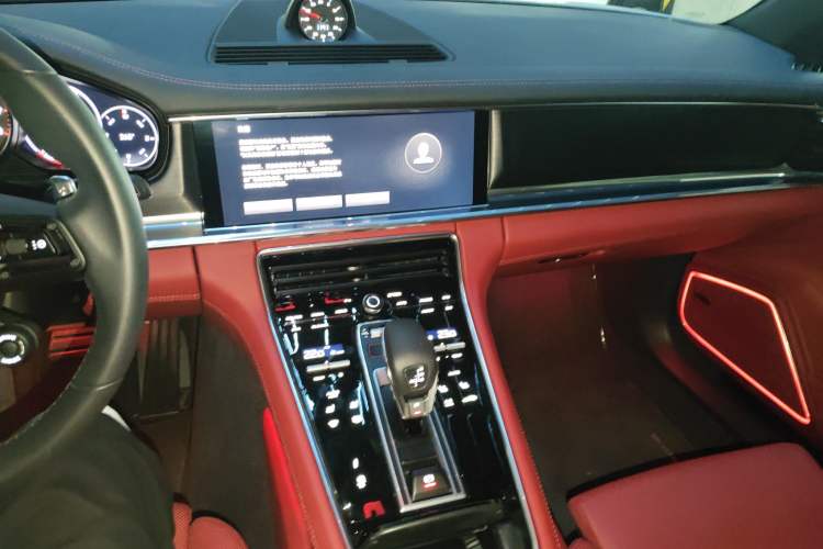 Used Porsche Panamera 2023 Panamera 2.9T Platinum Edition
