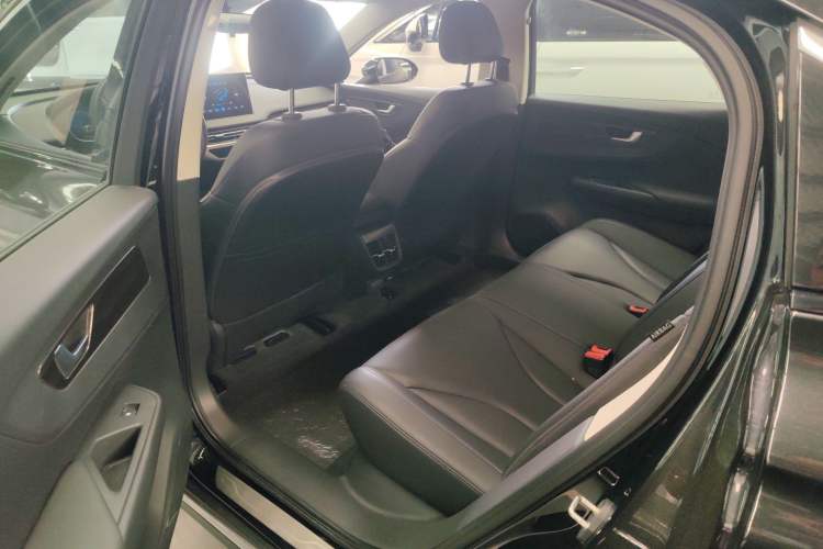 Used Hongqi E-QM5 2021 Charging Version Flagship Edition
