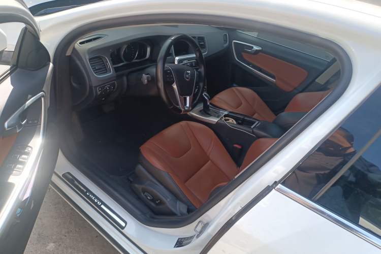 Used Volvo S60 2016 S60L T5 Intelligent Drive Edition Driver Seat