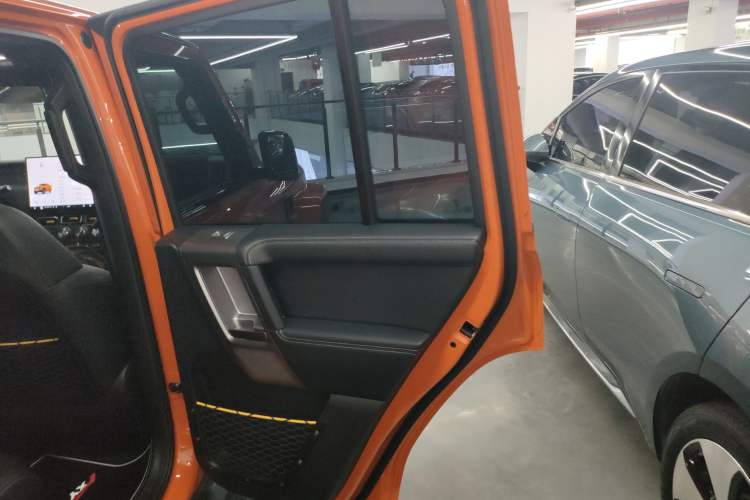 Used iCAR V23 2025 501 Four-Wheel Drive Intelligent Driving Version