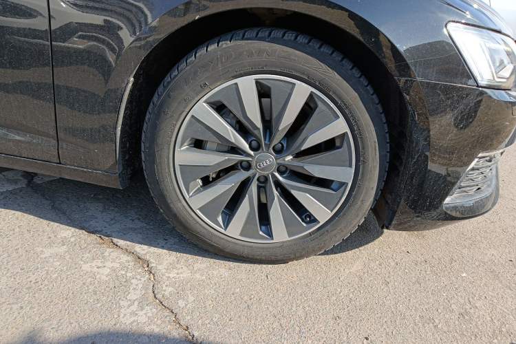 Used Audi A6L 2020 45 TFSI Prestige Dynamic Edition Right Front Wheel Hub