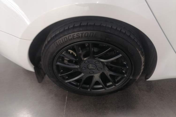 Used Tesla Model 3 2025 Rear-Wheel-Drive Version
