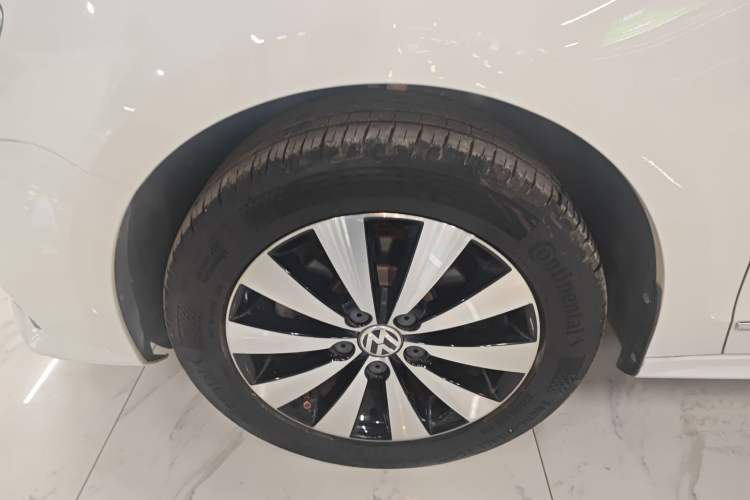 Used Volkswagen Sagitar 2018 1.6L Manual Comfort Model
