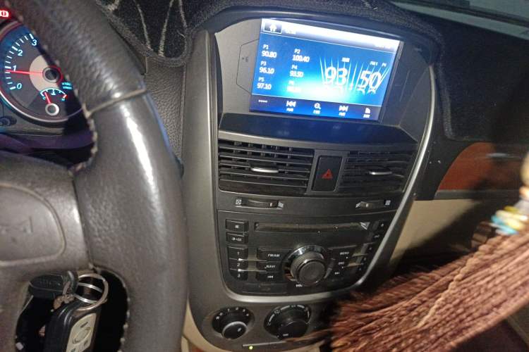 Used Buick Excelle 2011 1.6 LE-MT
