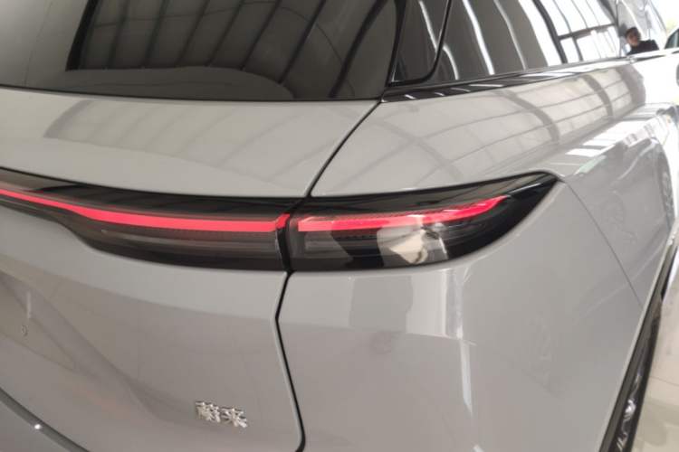 Used Nio ES6 2025 75 kWh Right Rear Taillight