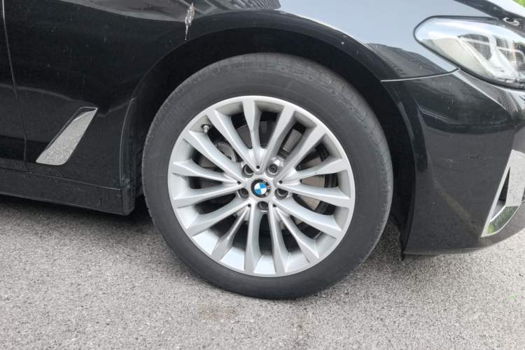 Used BMW 5 Series 2022 Second Facelift 525Li Luxury Package