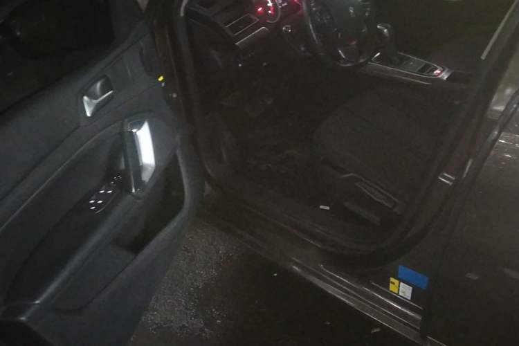 Used Peugeot 408 2014 1.8L Automatic Luxury Edition Driver Seat