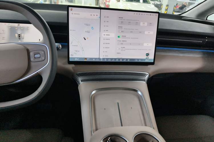 Used XPeng X9 2025 740 Ultra-Long Range Max Audio And AC Panel
