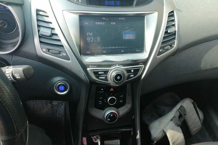 Used Hyundai Elantra (5th Generation / Langdong) 2016 1.6L Manual Luxury Model