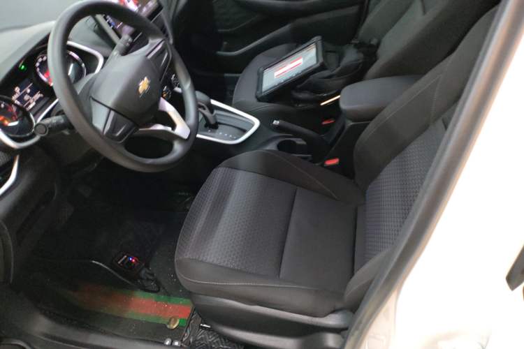 Used Chevrolet Cavalier 2022 325T Automatic Enjoyment Edition Left Front Seat