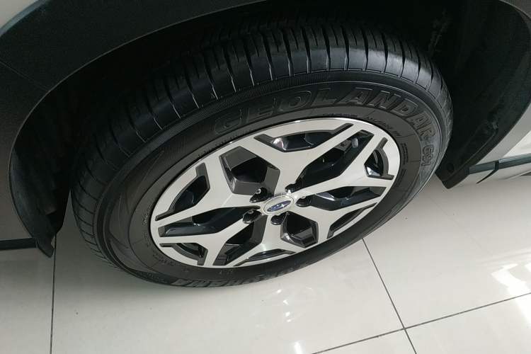 Used Subaru Forester 2022 2.0i AWD Luxury Edition EyeSight Exterior 4