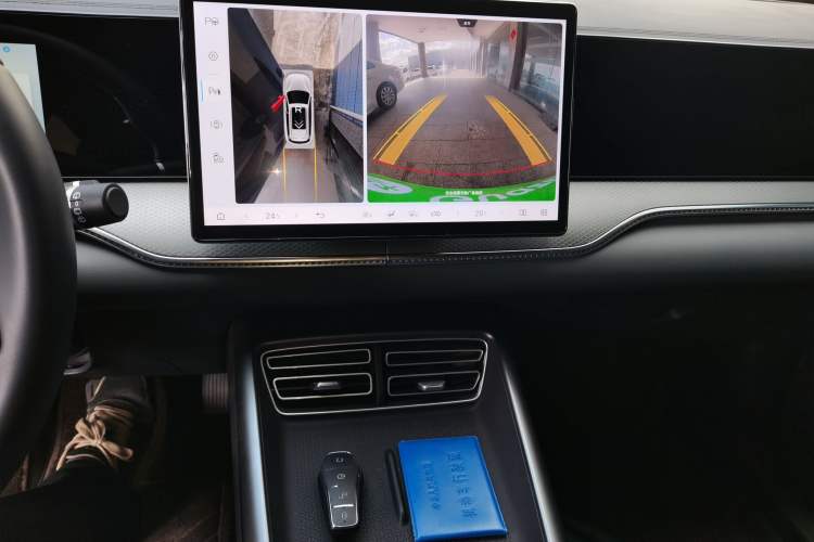 Used BYD Song Pro New Energy 2025 2nd Generation Intelligent Driving Version DM-i 75KM Overachiever Trim Audio And AC Panel