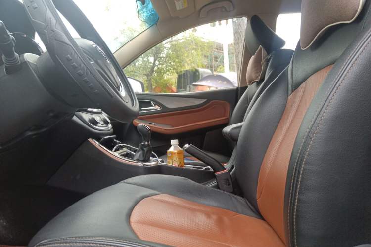 Used Baojun 560 2015 1.8L Manual Elite Edition