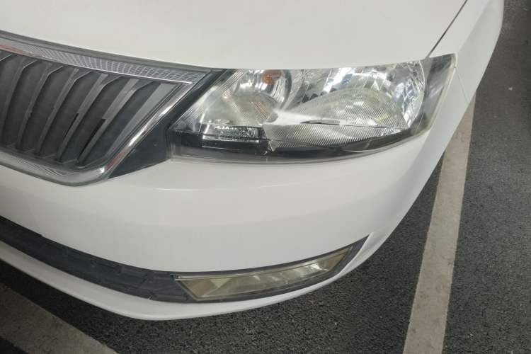 Used Skoda Rapid 2016 1.6L Automatic Chuanxing Edition Left Front Headlight