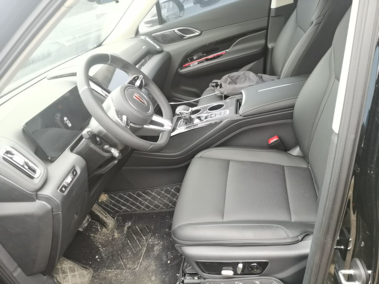 Hongqi HS3 PHEV 2025 Model 117km Jingwei Edition — снимка 17