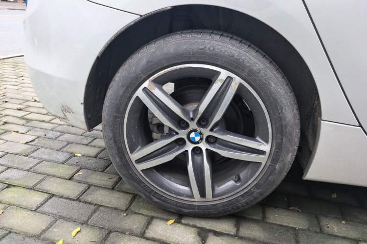 Used BMW 2 Series Active Tourer 2016 218i Sports Design Package Right Rear Wheel Hub