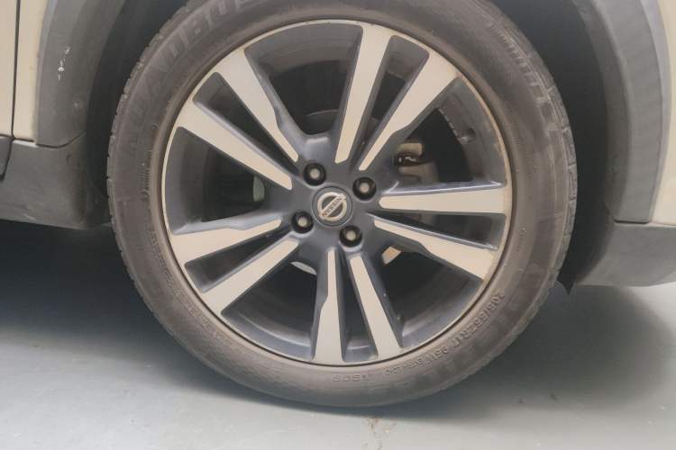 Used Nissan Kicks 2020 1.5L XV CVT Smart Connect Luxury Edition