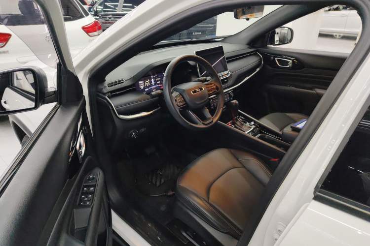 Used Jeep Compass 2021 220T Automatic All-Wheel Drive 80th Anniversary Edition Driver Seat