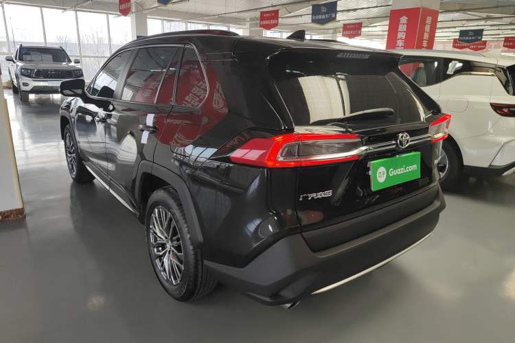 Used Toyota Wildlander 2023 2.0L CVT Two-Wheel Drive Luxury PLUS Edition