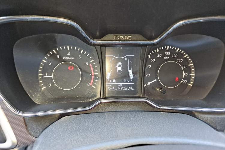 Used HYOSOW H3 2015 1.5L manual Comfort trim level