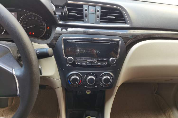 Used Suzuki Alivio 2015 1.6L Manual Comfort Model