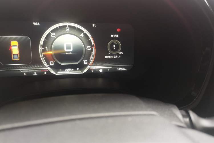 Used Isuzu D-MAX 2023 2.5T Manual 4x4 Diesel Flagship Long Wheelbase Odometer Close Up