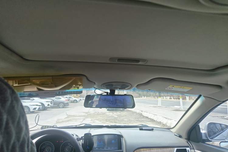 Used Buick Excelle 2015 1.5L Manual Classic Trim Headliner