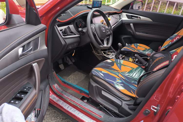 Used CHANGAN CS35PLUS 2018 1.6L Manual Changlian Edition China V Standard Driver Seat