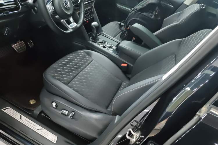 Used Volkswagen Teramont X 2020 Facelift 380TSI Four-Wheel Drive Luxury Edition Left Front Seat