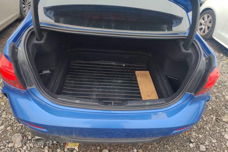 Used BMW 1 Series 2019 118i Fashion Model Trunk