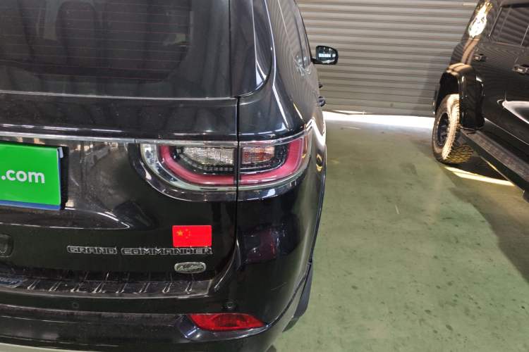 Used Jeep Grand Commander 2018 2.0T Four-Wheel Drive Smart Enjoyment Version China V Emission Standard