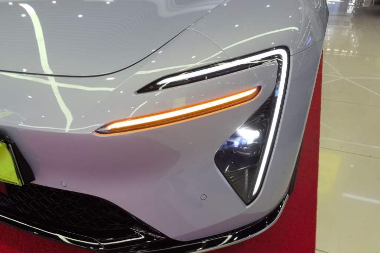 Used Avatr 06 2025 Pro Range-Extended Edition Left Front Headlight