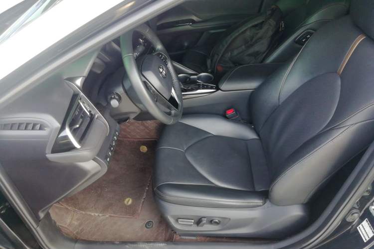 Used Toyota Camry 2023 2.5G Luxury Edition
