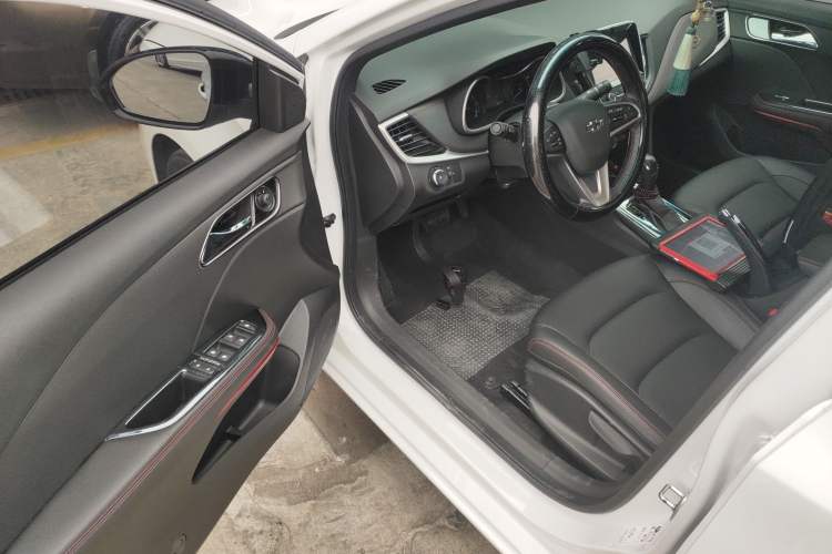 Used Chevrolet Monza 2019 RS 330T Automatic Comfort Edition China VI Standard